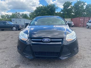 2014 Ford Focus SE - Exterior Front Center Image